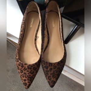 Express Leopard Flats